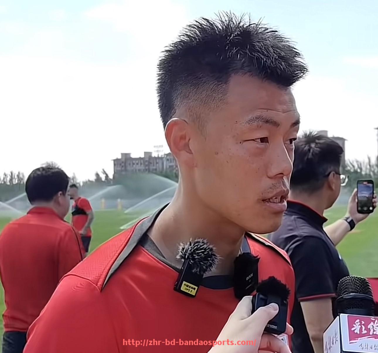 半岛体育-拜仁与其他德甲球队的关系及竞争动态